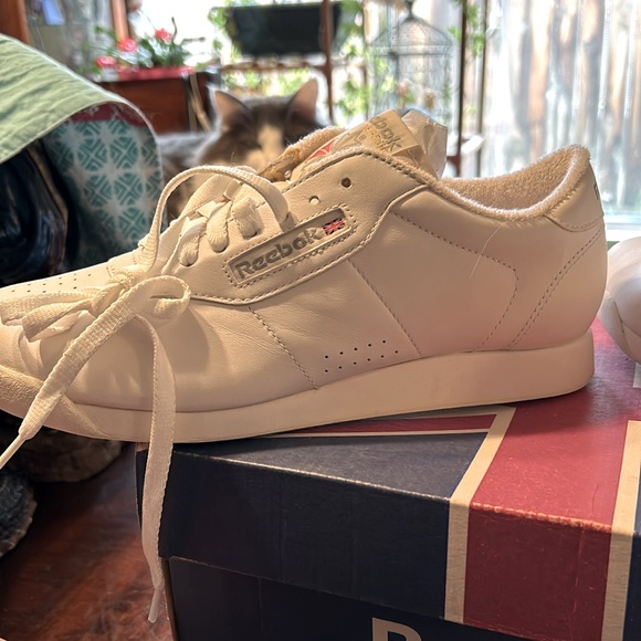 🩷HOST PICK🩷Reebok Princess White Classic Women US 9 1/2 Brand New in Box - Picture 8 of 16
